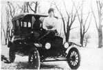 Esther Bundy. About 1918. (Original: Janet Lucius)