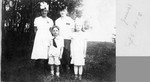 June Bundy, 8 years old, 5 Sep 1915 in the lower right corner.  Marian and Ruth in the back row, William to the left of June.  (Original: Mary Hundeby)