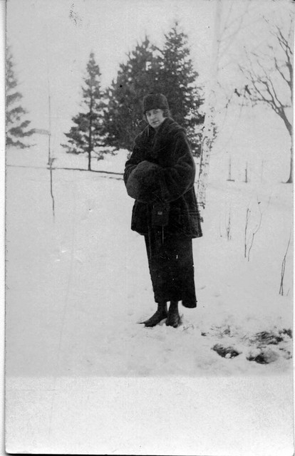 Esther Bundy, around 1907.  Probably taken at the Francis Bundy farm, according to Mary Hundeby. (Original: Mary Hundeby)
