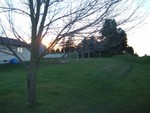 The portion of the Oak Center farm behind the house, 44.36805,-92.406167 (Photographed by Bob Hart, November 2004)